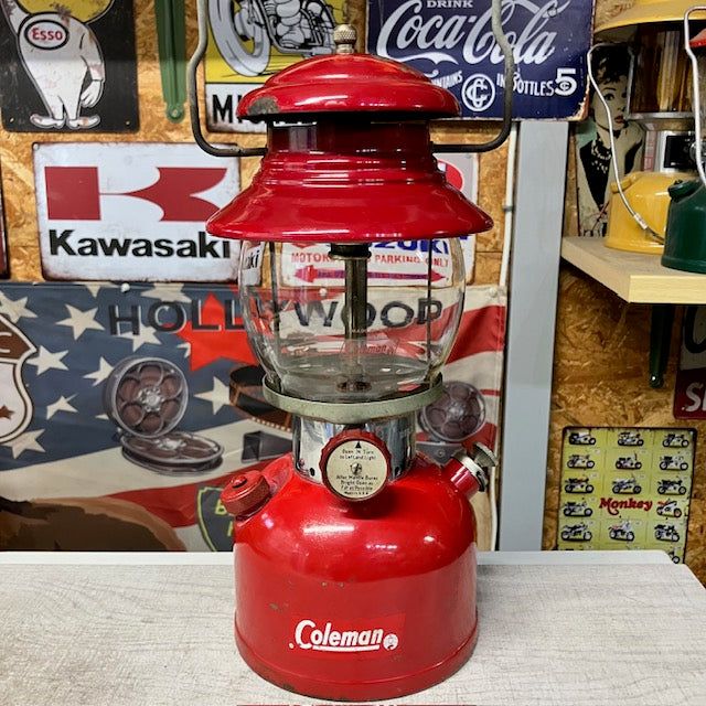 電話を掛けるマン Coleman 提燈 1963年3月 200A 赤いこと間借り人 マルーン 止ん事無い換気扇 中古 確保済み