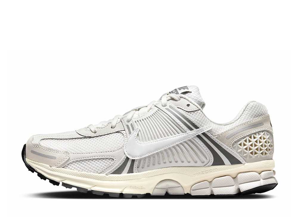 【今なら割引クーポン発行中】Nike ナイキ ズーム ボメロ5 プラチナムティント ナイキ ナイキ ズーム ボメロ5 プラチナムティント HF0731-007 メンズ スニーカー ランニングシューズ 21SN-HF0731-007