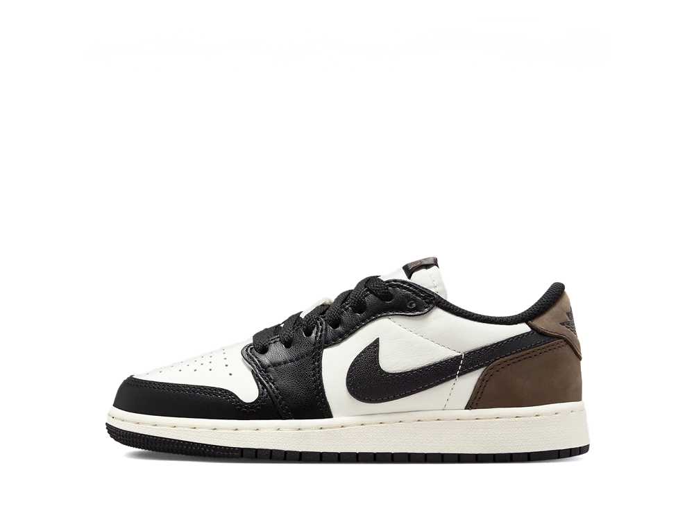 数量限定【1000円クーポン】Nike ナイキ GS エアジョーダン1 レトロ ロー OG モカ ナイキ CZ0858-102 大人も履ける キッズモデル ウィメンズ レディース スニーカー ランニングシューズ キッズスニーカー ベビーシューズ 21SN-CZ0858-102 17,850円