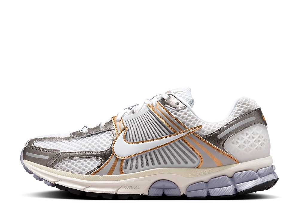 数量限定【1000円クーポン】Nike ナイキ ズーム ボメロ5 プラチナティント/メタリックピューター/メタリックゴールド/ホワイト ナイキ HJ7247-099 メンズ スニーカー ランニングシューズ 21SN-HJ7247-099