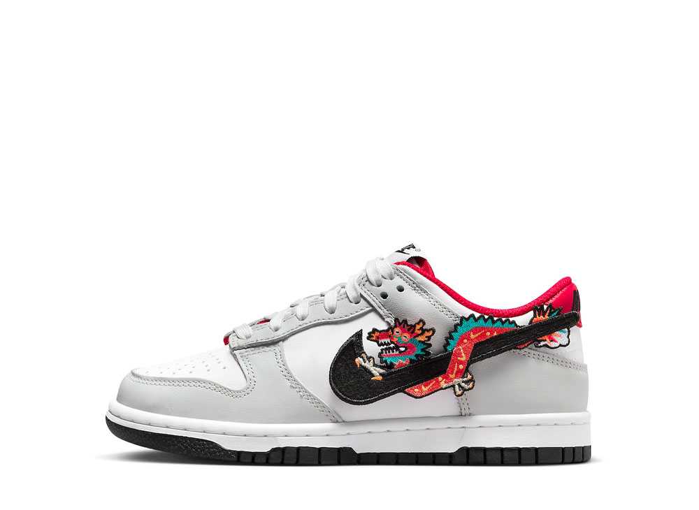 今だけ【1000円クーポン】発行中!!Nike ナイキ GS ダンク ロー チャイニーズニューイヤー/イヤーオブザドラゴン ナイキ FZ5528-101 大人も履ける キッズモデル ウィメンズ レディース スニーカー ランニングシューズ キッズスニーカー ベビーシューズ 21SN-FZ5528-101