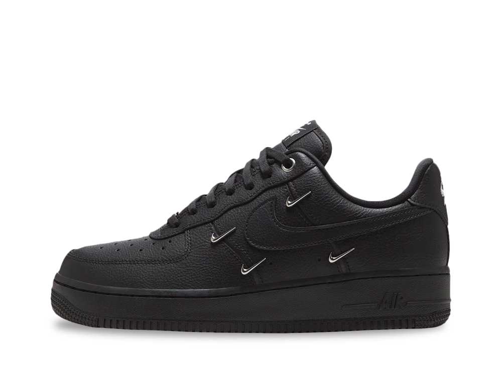 ＼百貨店大売り出し／1000円引き換え証書き著す中！Nike ナイキ ウィメンズ 空軍1 置き目 黒いこと/メタリックシルバー ナイキ HQ1180-001 ウィメンズ レディース スニーカー 駈けっくらシューズ 21SN-HQ1180-001