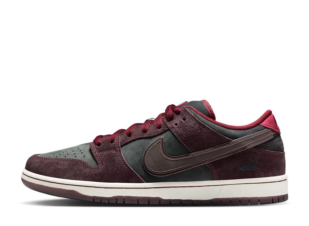 ＼百貨店大売り出し／1000円クーポン券振り出し中！Nike ライオットスケートショップ × ナイキ SB ダンク 置き目 労働者階級 QS マホガニーアンドチームレッド ナイキ FZ1289-200 メンズ スニーカー 駈けっくらシューズ 21SN-FZ1289-200