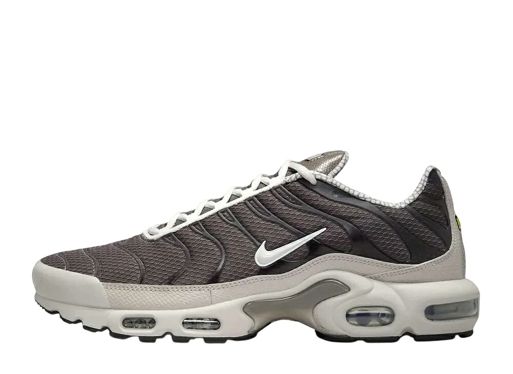 【今なら割引クーポン発行中】!Nike ナイキ エアマックスプラス イヤー オブ ザ スネーク ナイキ IB7679-200 メンズ スニーカー ランニングシューズ 21SN-IB7679-200｜HYPE GUARD【公式】店