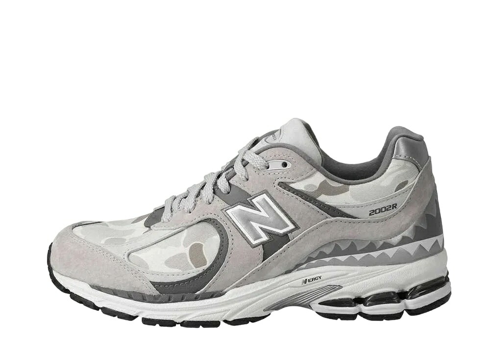 【今なら割引クーポン発行中】!New Balance アベイシングエイプ &times; ニューバランス 2002R グレー ニューバランス M2002RBG メンズ スニーカー ランニングシューズ 21SN-M2002RBG｜HYPE GUARD【公式】店