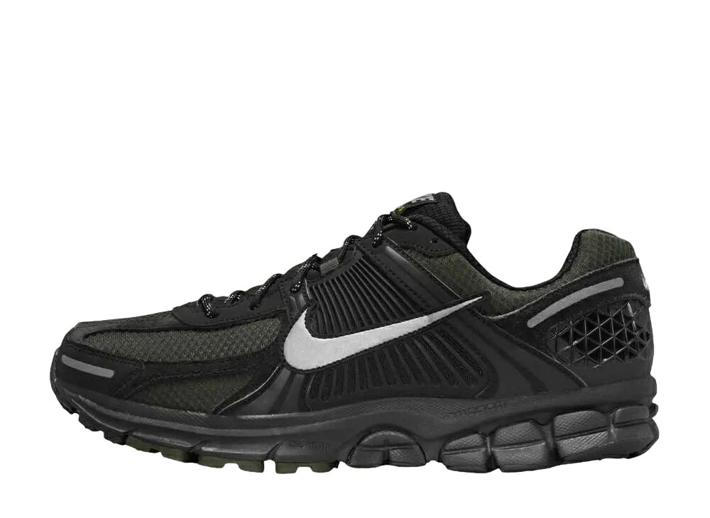 【今なら銀行割引クーポン券振り出し中】Nike ナイキ 望遠レンズ ボメロ5 黒いこと/オリーブ ナイキ HV2527-001 メンズ スニーカー 駈けっくらシューズ 21SN-HV2527-001
