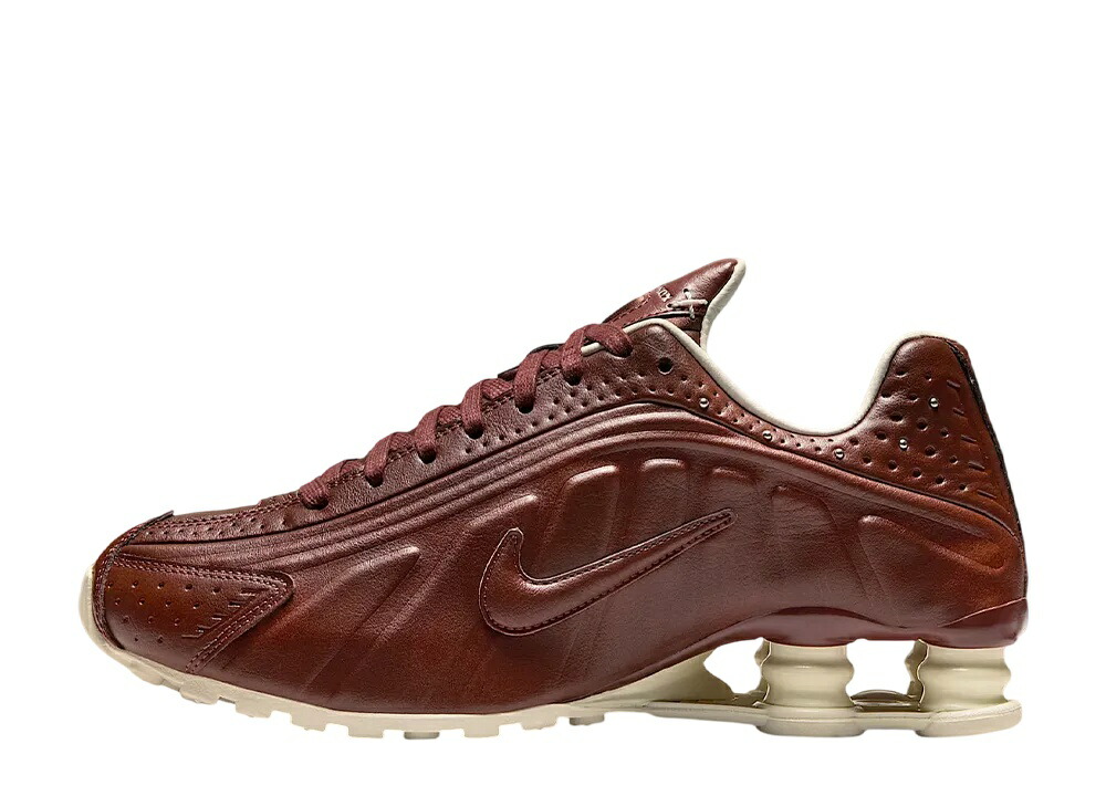 【今なら割引クーポン発行中】Nike ナイキ ショックス R4 ダークポニー/ソフトパール/ピュアプラチナム ナイキ IM6690-220 メンズ スニーカー ランニングシューズ 21SN-IM6690-220