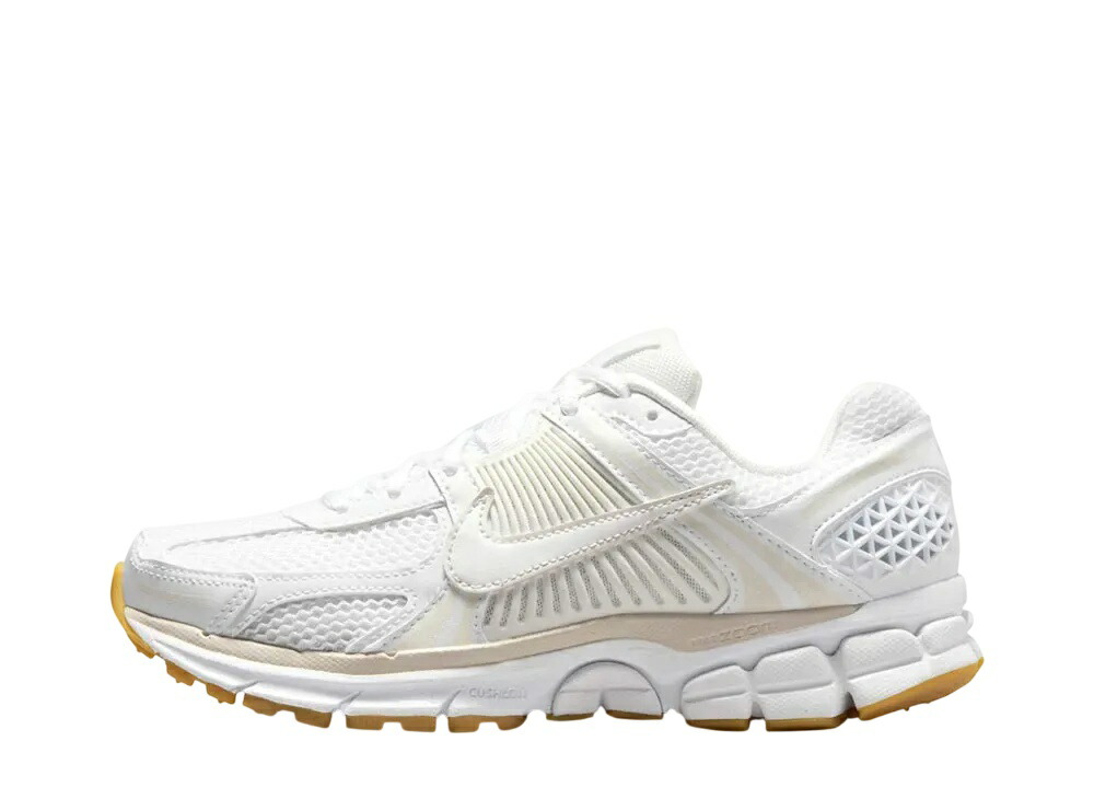 【今なら銀行割引クーポン券振り出し中】Nike ナイキ ウィメンズ 望遠レンズ ボメロ5 白いこと/チュインガム ナイキ FJ2028-104 ウィメンズ レディース スニーカー 駈けっくらシューズ 21SN-FJ2028-104