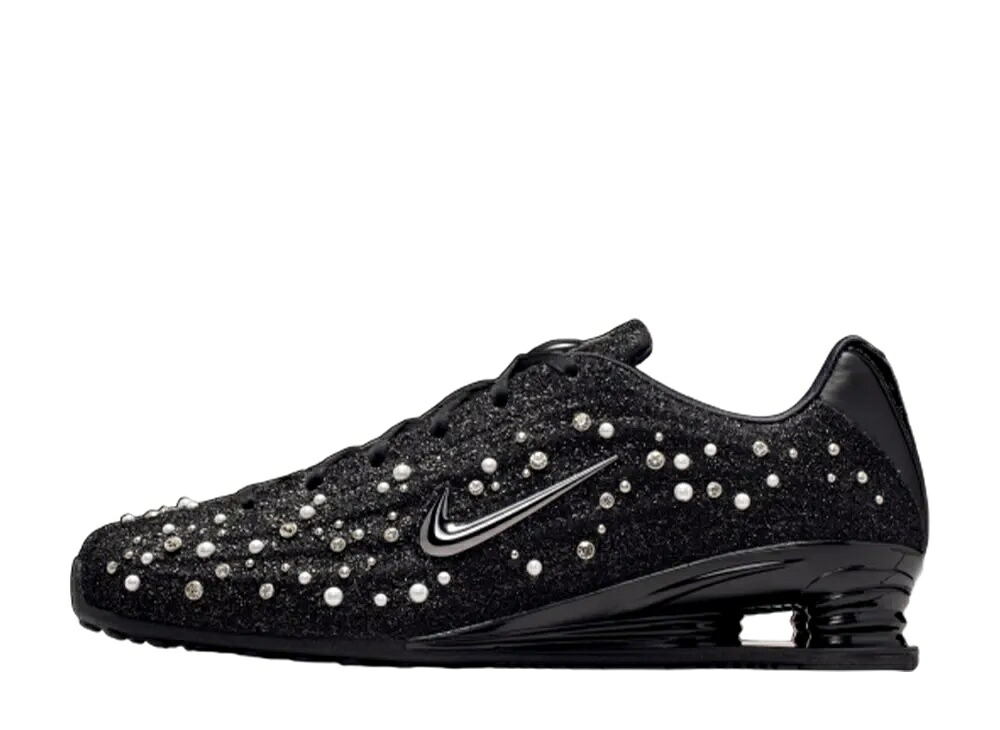 【今なら割り引き引き換え証ふり出し中】Nike ナイキ ウィメンズ ショックス Z イヤーオブザホース ナイキ IQ1157-010 ウィメンズ レディース スニーカー 駈けっくらシューズ 21SN-IQ1157-010