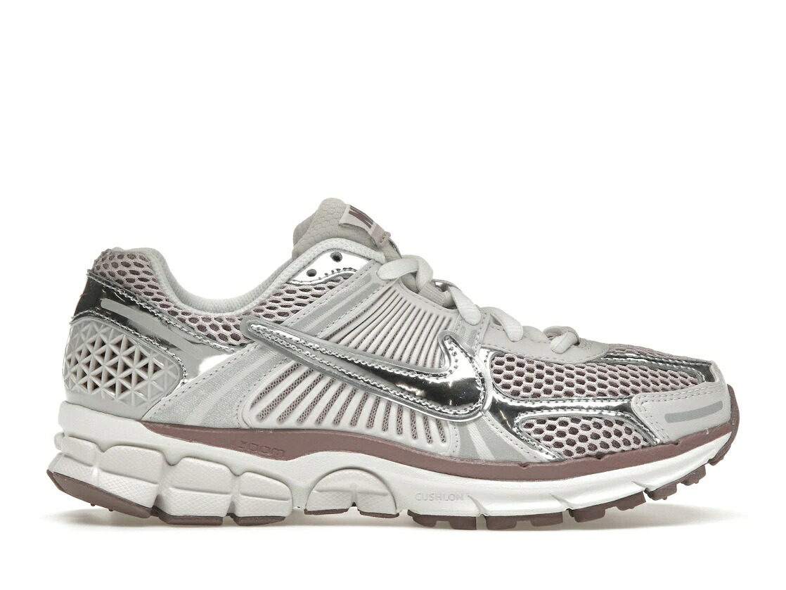 【今なら銀行割引クーポン券振り出し中】Nike Nike Zoom Vomero 5 Metallic Silver Platinum Violet (Women\u0027s) ナイキ HV6417-001 ウィメンズ レディース スニーカー 駈けっくらシューズ 19SX-20260508125615-240