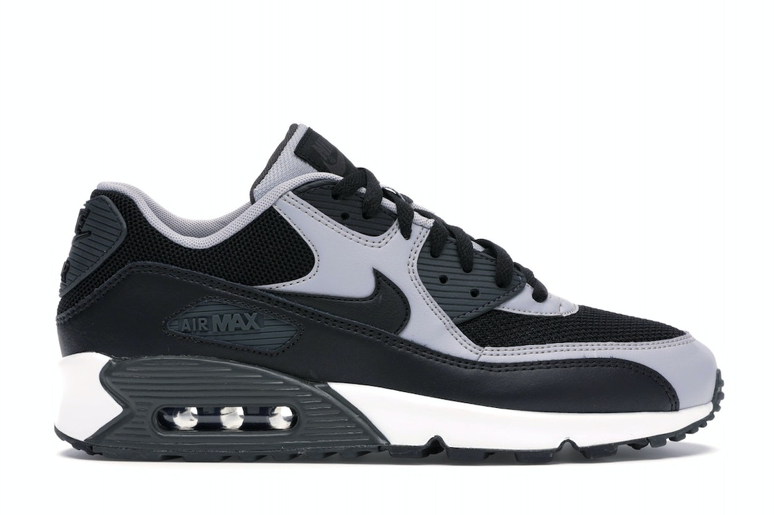 今だけ【1000円クーポン】発行中!!Nike エアマックス90 エッセンシャル \