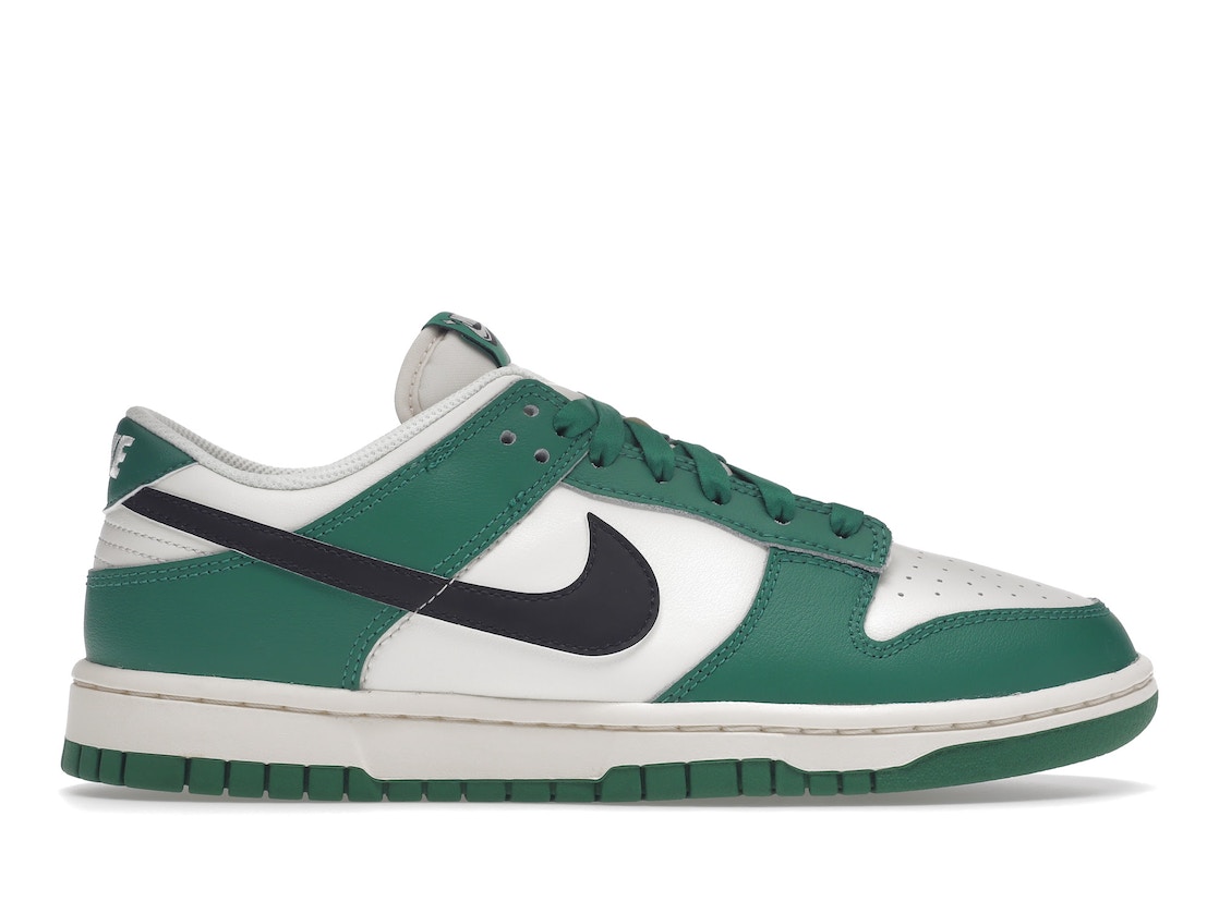 【今なら割引クーポン発行中】Nike Dunk Low SE \
