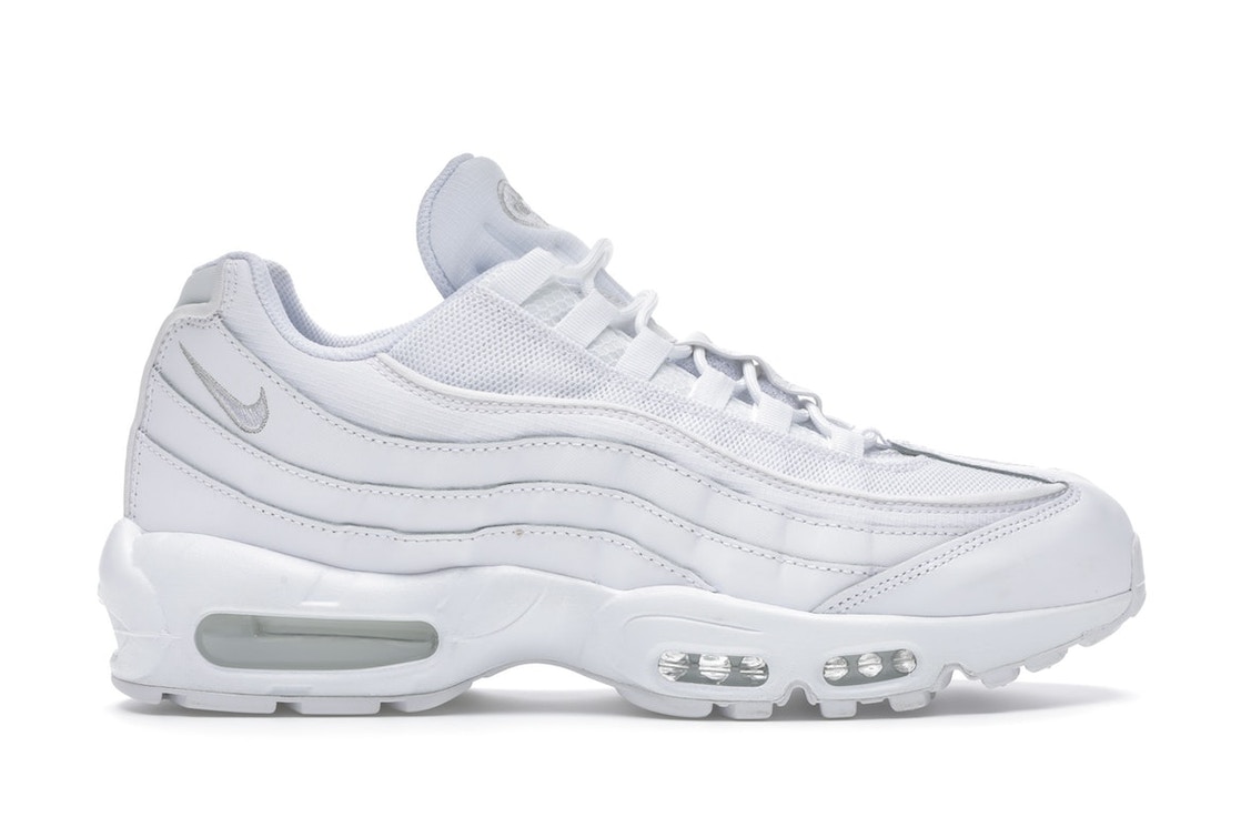 【今なら割引クーポン発行中】Nike エアマックス 95 エッセンシャル \