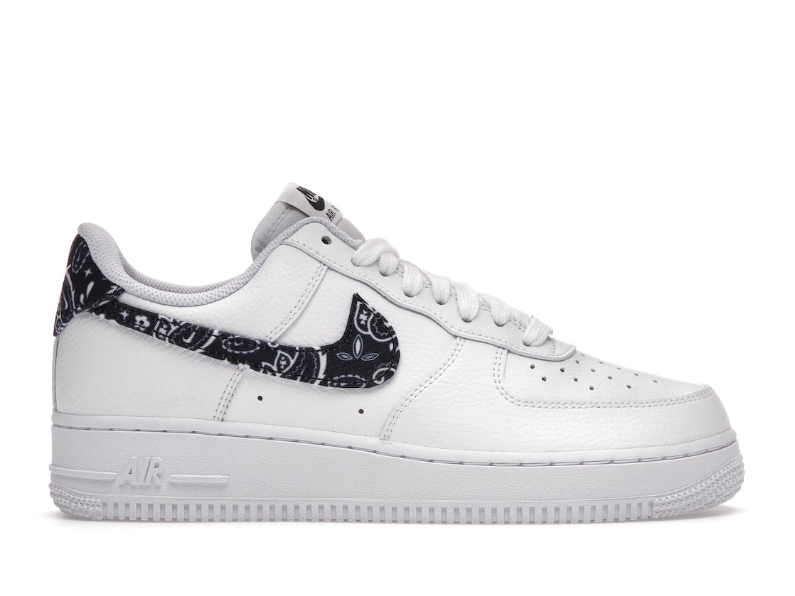 【今なら割引クーポン発行中】!Nike エア フォース 1 ロー '07 エッセンシャル ホワイト ブラックペイズリー Air Force 1 Low '07 Essential ""White Black Paisley (Women's)"" ナイキ エア フォース 1 ロー '07 ペイズリー DH4406-101 ウィメンズ レディース スニーカー|HYPE GUARD【公式】店