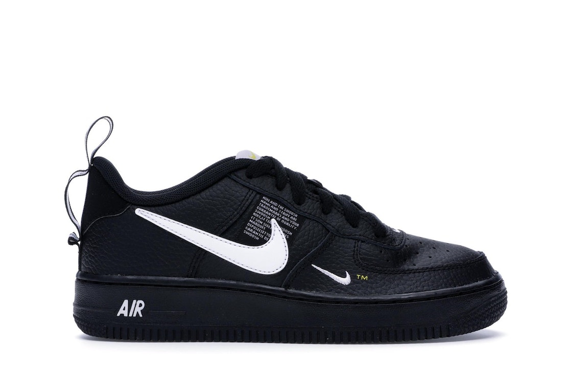 【今なら割引クーポン発行中】!Nike エアフォース ユーティリティ ""ブラック ホワイト (GS)"" Air Force 1 Utility ""Black White (GS)"" ナイキ エアフォース ユーティリティ AR1708-001 大人も履ける キッズモデル レディース スニーカー キッズスニーカー|HYPE GUARD【公式】店