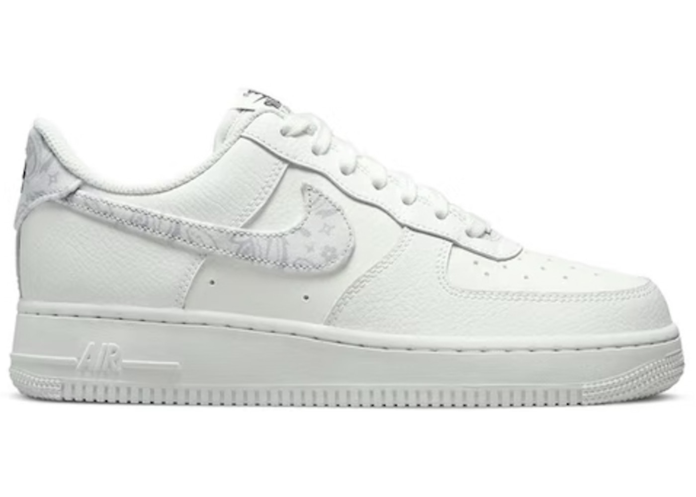 期間限定【1000円OFF】クーポン!Nike ウィメンズ エアフォース 1 ロー '07 エッセンシャル ""ホワイト ペイズリー"" Air Force 1 Low ""White Paisley (Women's)"" ナイキ エアフォース 1 ロー '07 エッセンシャル DJ9942-100 ウィメンズ レディース スニーカー|HYPE GUARD【公式】店