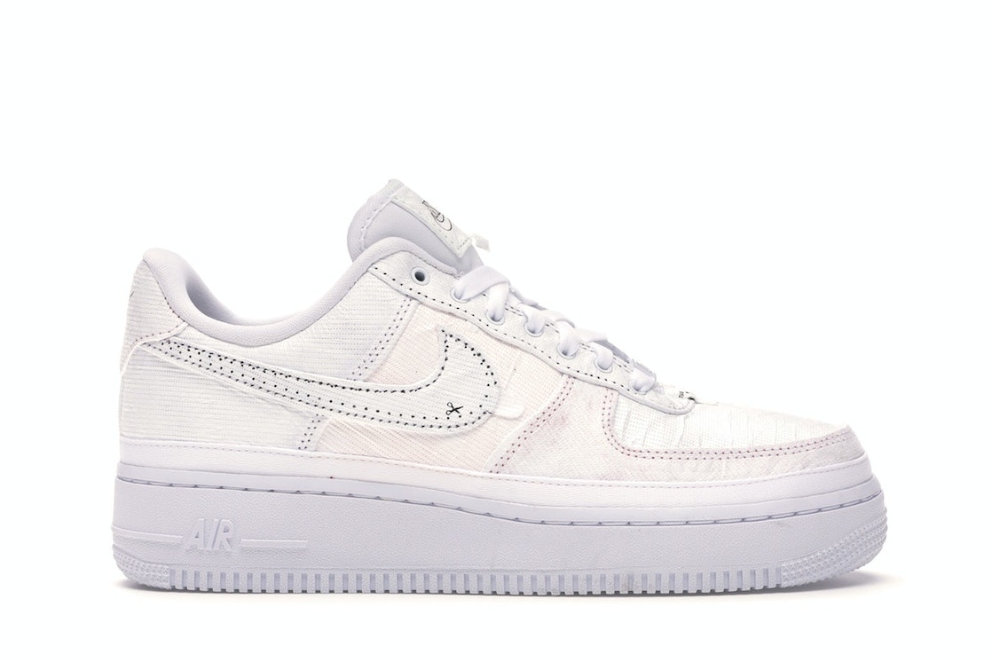 数量限定【1000円クーポン】Nike ウィメンズ エアフォース1 07 LX \