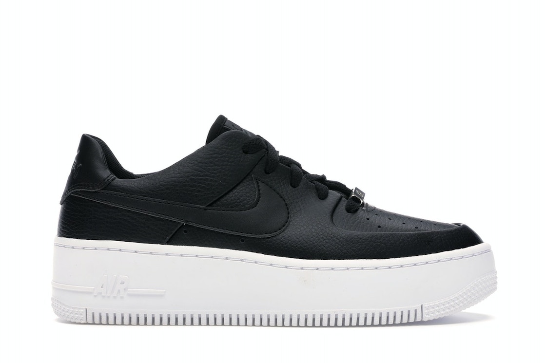数量限定【1000円クーポン】Nike エアフォース セージ ロー \