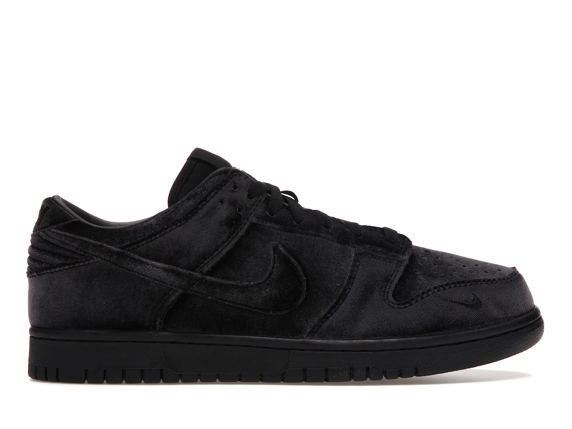 【今なら割引クーポン発行中】Nike ドーバー ストリート マーケット × ダンク ロー トリプルブラック ベルベット Dunk Low \