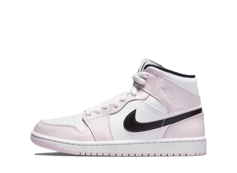 ＼百貨店大売り出し／1000円クーポン券ふり出し中！Nike ナイキ ウィメンズ エアジョーダン 1 ミッド ともし火 相撲取り草/白いこと/黒いこと ナイキ BQ6472-500 ウィメンズ レディース スニーカー 駈けっくらシューズ 21SN-BQ6472-500