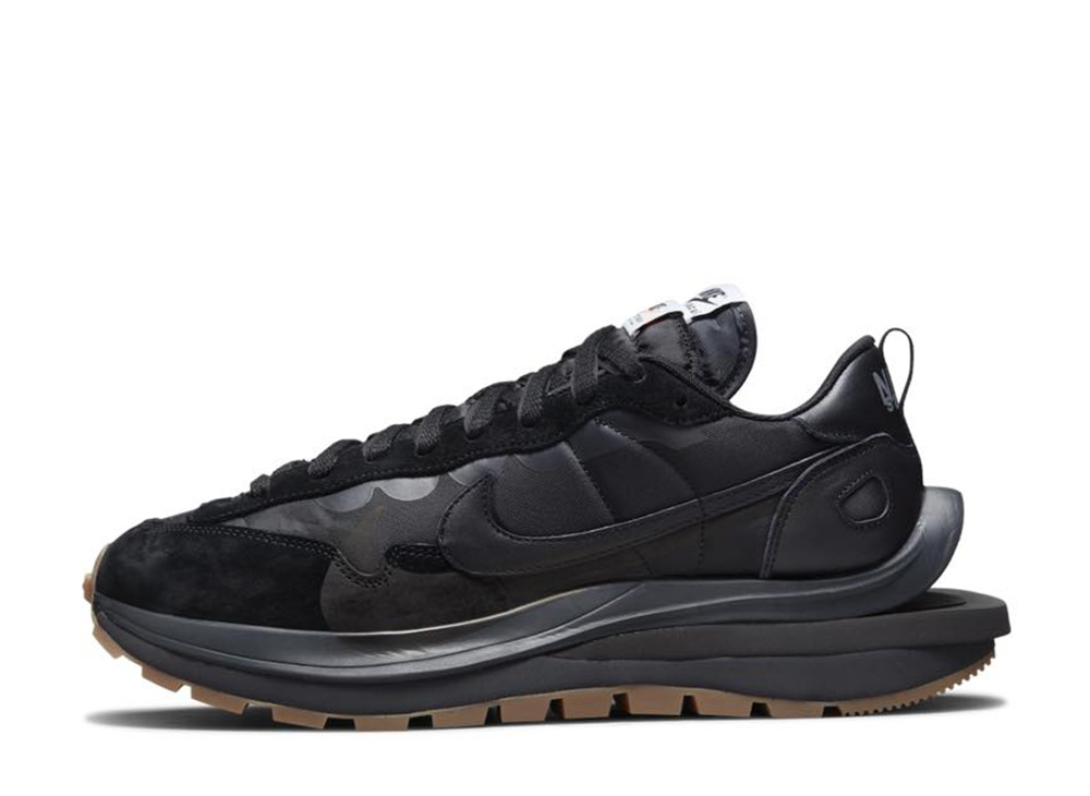 ＼百貨店大売り出し／1000円引き換え証書き著す中！Nike サカイ × ナイキ ヴェイパーワッフル 黒いことチュインガム ナイキ DD1875-001 メンズ スニーカー 駈けっくらシューズ 21SN-DD1875-001