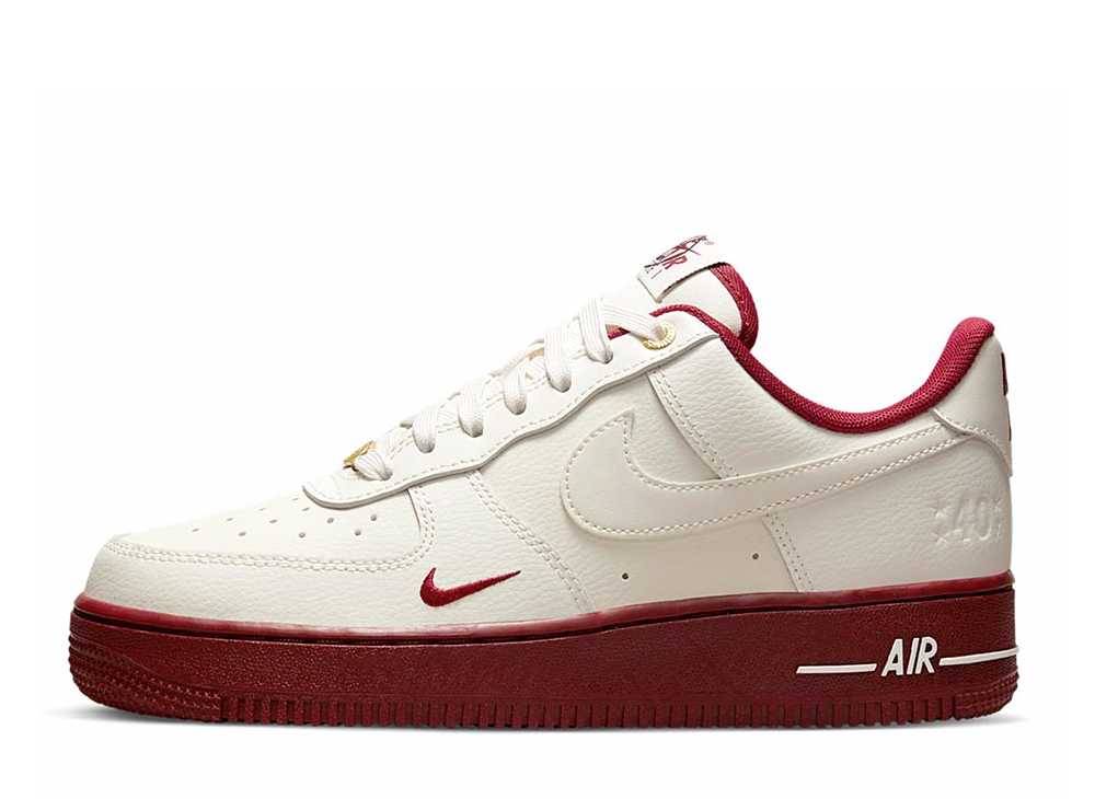 継続期間制限事項【1000円OFF】クーポン券！Nike ナイキ ウィメンズ 空軍1 置き目 40th 記念日 セイル/野球クラブ赤いこと ナイキ DQ7582-100 ウィメンズ レディース スニーカー 駈けっくらシューズ 21SN-DQ7582-100 靴-スニーカー