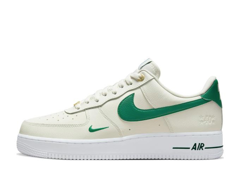 数量限定【1000円クーポン】Nike ナイキ エアフォース1 ロー 40th アニバーサリー セイル/マラカイト-ホワイト-メタリックゴールド ナイキ DQ7658-101 メンズ スニーカー ランニングシューズ 21SN-DQ7658-101