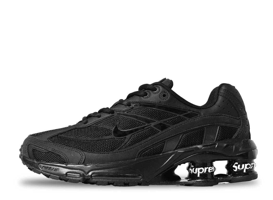 【今なら割引クーポン発行中】発行中!!Nike シュプリーム × ナイキ ショックス ライド 2 ブラック/ブラック ホワイト ナイキ DN1615-001 メンズ スニーカー ランニングシューズ 21SN-DN1615-001