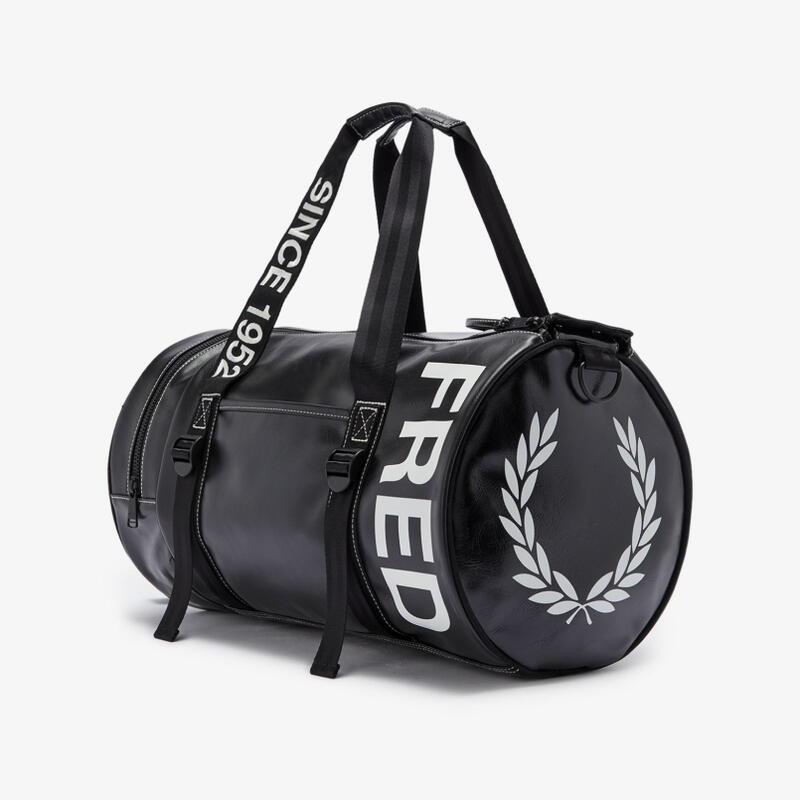 16時まで即日発送 おしゃれ 2way Perry 正規取扱店 ショルダーバッグ フレッドペリー ブランデッド ボストンバッグ バッグ ドラムバッグ リース ローレル Fred リース バレル バッグ ブラック L13 102 Bg Gfoj Ebisuya アウトドア Outdoor 店 16時まで即日発送 おしゃれ 2way Perry 正規取扱店 ショルダーバッグ フレッドペリー ブランデッド ボストンバッグ バッグ ドラムバッグ リース ローレル Fred リース バレル バッグ ブラック L13 102 Bg Gfoj Ebisuya アウトドア Outdoor 店