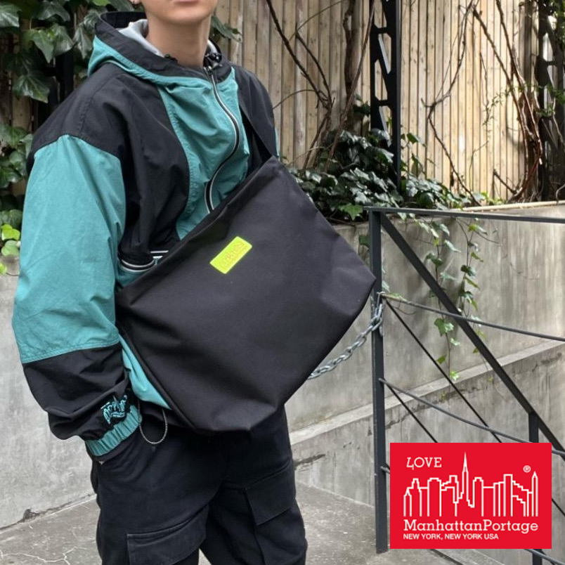 ４月限定！最大全額ポイント還元※要エントリー マンハッタンポーテージ Manhattan Portage クリアビュー ショルダーバッグ ビニール ライニング ニューヨークシティ Clearview Shoulder Bag Vinyl Lining NEW YORK CITY ブラック 1482-LVL-NYCITY BLK 【GIOG】