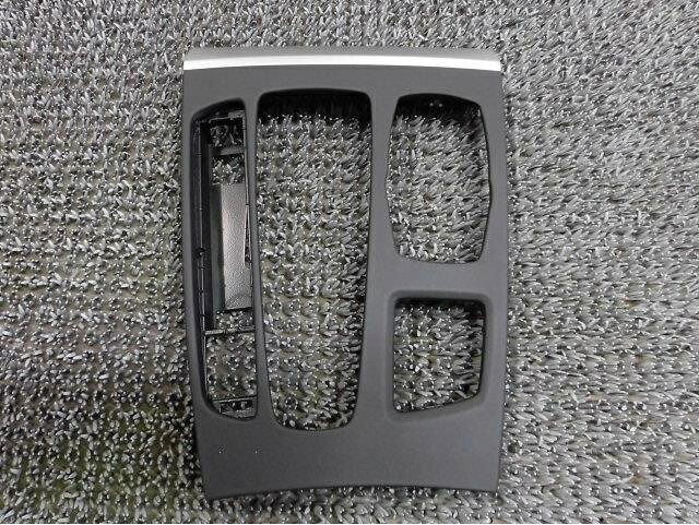 【中古】★激安!★BMW F86 X6M 純正 ノーマル シフトパネル 51169252115 10055913 105075060C / H7-1496｜メガキングドットコム