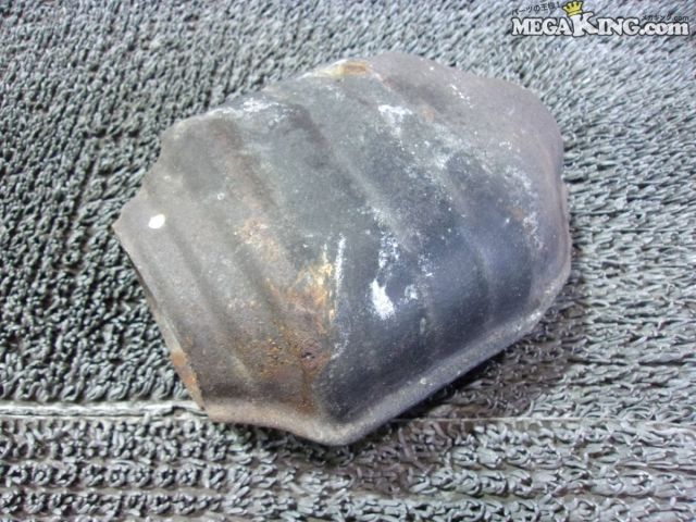 【中古】メーカー・車種不明 トヨタ ? 純正 ノーマル 触媒 ハニカム崩れ無 クラウン ? 分かる方 / 2T1-518