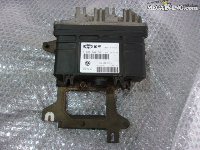 【中古】VW フォルクスワーゲン 6N1 ポロ 純正 ノーマル コンピューター 6160034400 032906030J / 4S7-532