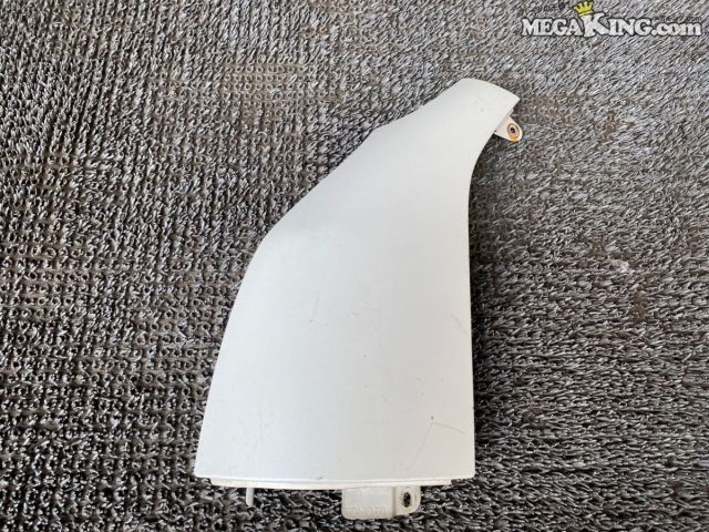 【中古】200系 ハイエース 純正 ノーマル コーナーパネル フロントフェンダーカバー 左 / T7-1664｜メガキングドットコム