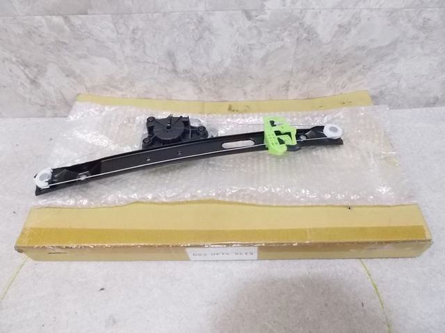 【中古】★激安!★BMW E90 3シリーズ セダン 社外 ? リア リヤ ウィンドウレギュレター 左 E91 等 / R7-1671|メガキングドットコム