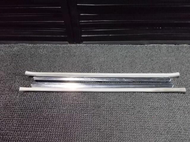 【中古】★激安!★FK10 フィガロ 純正 ノーマル スカッフプレート 左右 76951-37B00 76952-37B00 / 2N10-1334