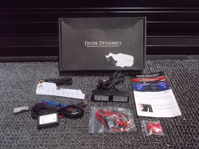 【中古】★未使用!★2016 Chevrolet シボレー camaro カマロ ダイオードダイナミクス LED デイライト ランプ Multicolor マルチカラー / N9-691