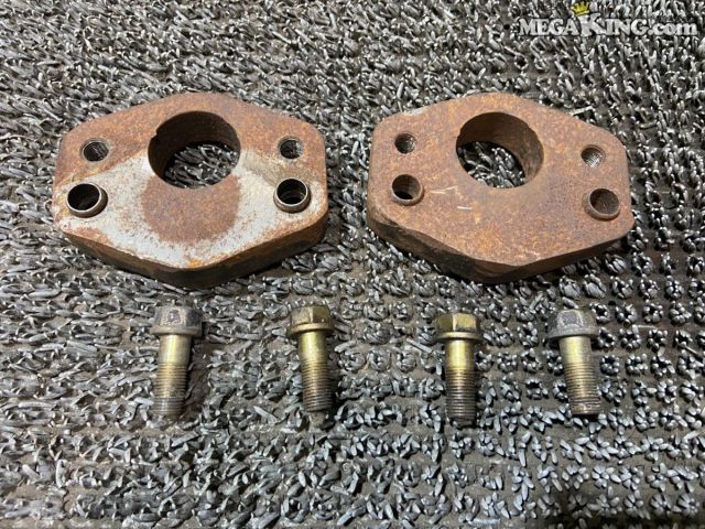 【中古】AE86 レビン トレノ 社外 キャンバー付きロールセンターアダプター 厚み約24mm / 2T6-2138|メガキングドットコム