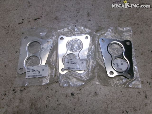 【中古】★未使用★VAG WRX 純正 ノーマル エキゾーストガスケット 3枚セット 44616AA210 / 4T2-1009｜メガキングドットコム