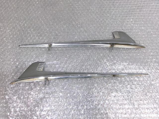 【中古】★希少!激安!★シボレー 58 インパラ クーペ 純正 ノーマル フェンダートップオーナメント 左右 3750254 / Q3-1934