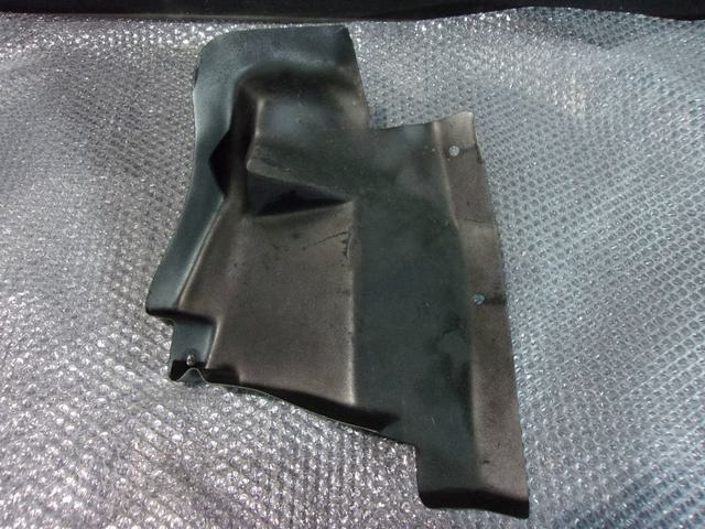 【中古】★激安!★AP1 S2000 SPOON スプーン フロント インナーフェンダー 片側のみ 右 FRP F20C F22C AP2 等 / R11-060