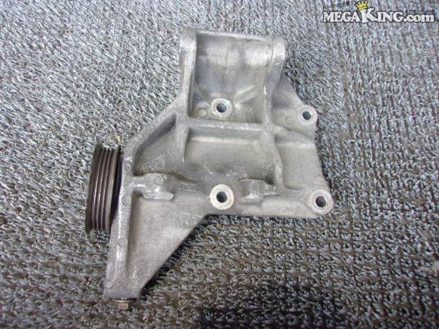 【中古】ECR33 スカイライン 純正 ノーマル エアコンブラケット / 4S10-740