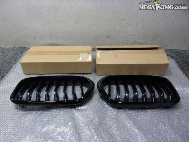 【中古】★未使用★BMW F39 X2 純正 ノーマル フロントグリル キドニーグリル 7424778 7424777 51712455247 51712455246 / S6-1816｜メガキングドットコム 26,740円