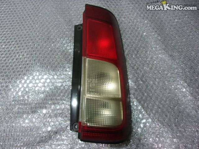 【中古】HT51S スイフト 純正 ノーマル テールランプ テールライト 右 運転席側 TOKAIDENSO 35603-74G0 / 2S9-2132