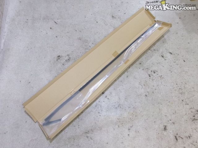 【中古】★未使用★レクサス VXFA50 LS500 純正 ノーマル ウインドウモールディング 右 68145-50010 / 4KT3-326｜メガキングドットコム