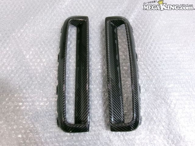 【中古】★即納 美品★BMW G26 i4 4シリーズ グランクーペ 純正 サイドグリルトリム フロントバンパーダクト カーボン 51118081685 / S11-1408