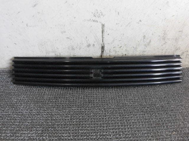 j-t TOYOTA COROLLA XI E16 2013-2016 SEDAN PRZED FACELIFTINGIEM