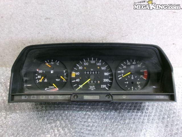【中古】ベンツ W201 190E 純正 ノーマル スピードメーター タコメーター インストゥルメントパネル 走行距離62,603km 2015408211 / 4KS6-1066