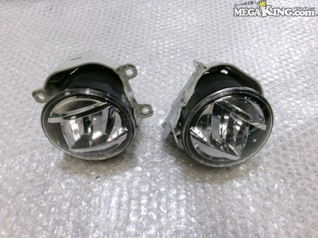 【中古】LA600S タント 純正 ノーマル フォグランプ フォグライト 左右 KOITO 114-11092 点灯OK / T1-679|メガキングドットコム