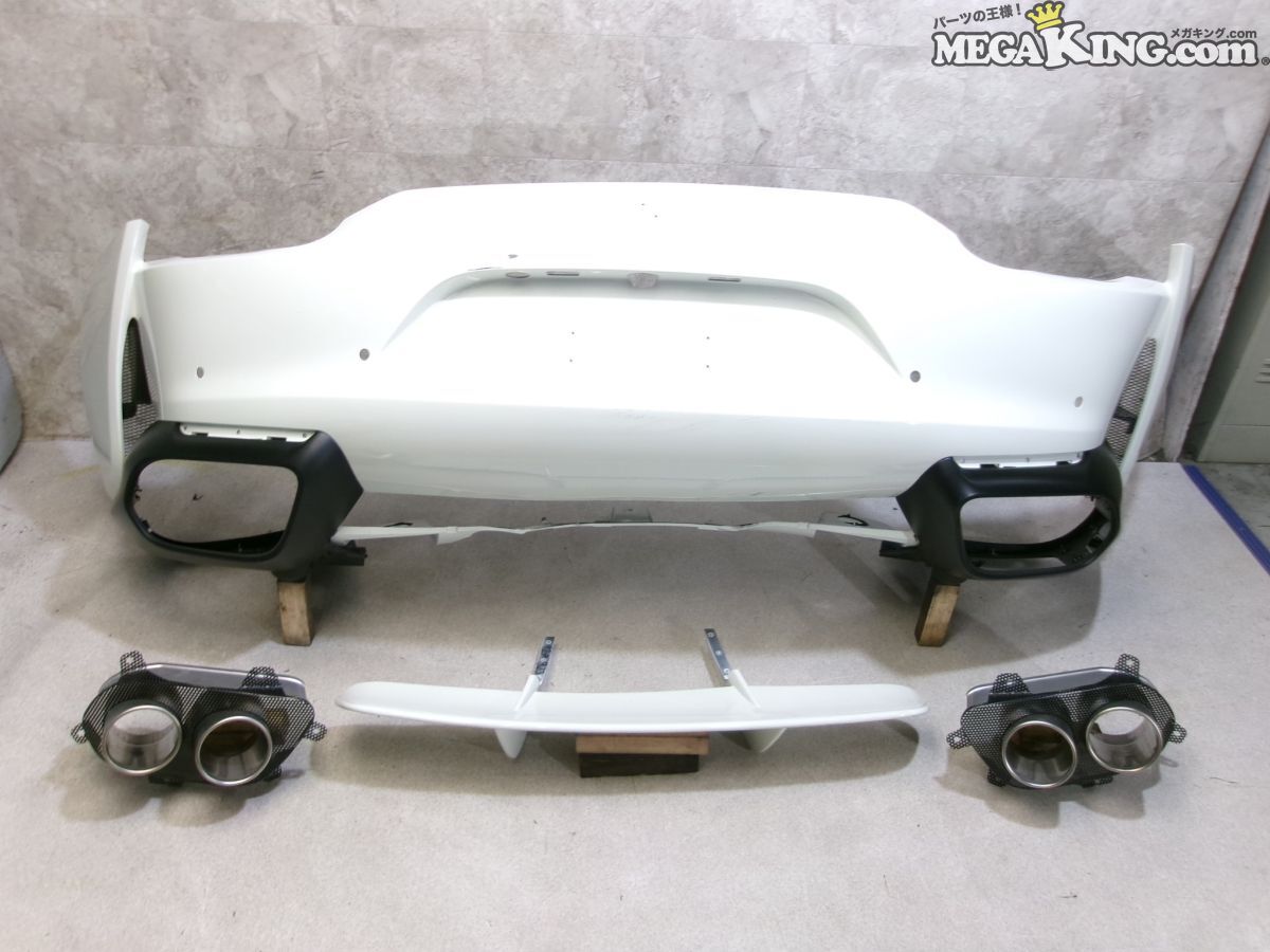 【中古】★即納★Ferrari フェラーリ 812 純正 リアバンパー マフラーカッター 付 89335300 / S11-149
